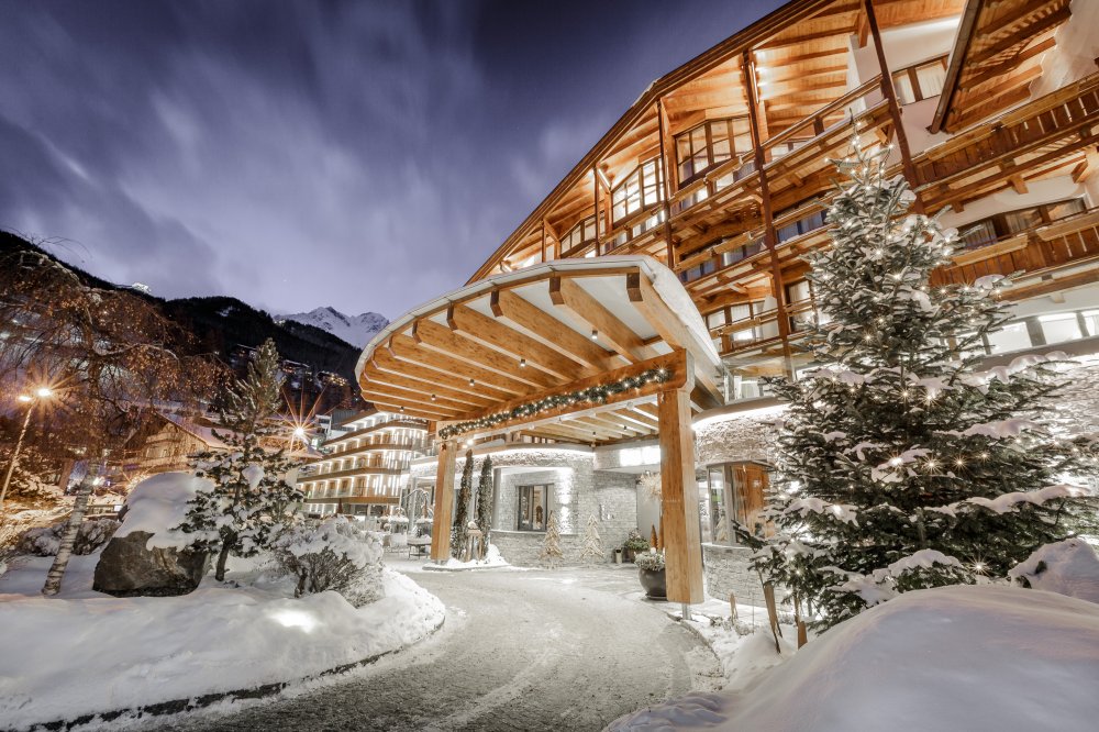 Alpiner Luxus im 5 Sterne Hotel Das Central in Sölden in Tirol