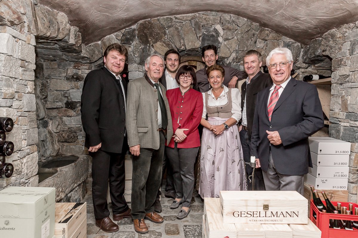 Das Central host Angelika Falkner with the Renowned Wineries of Burgenland