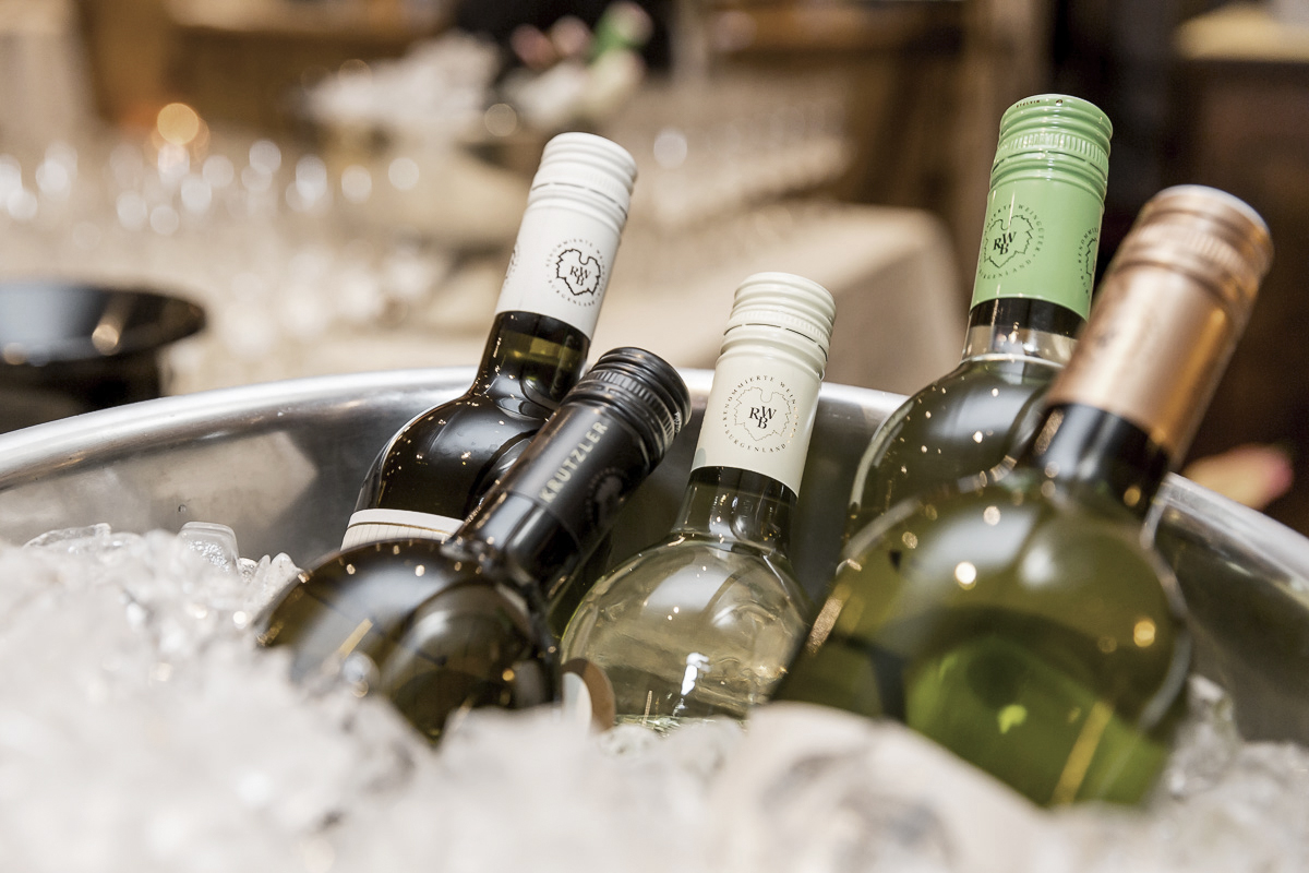 Weinflaschen - Wein am Berg 2015